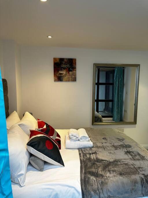 Апартаменты 3Bed2Bath Paddington/Edgware Лондон Экстерьер фото